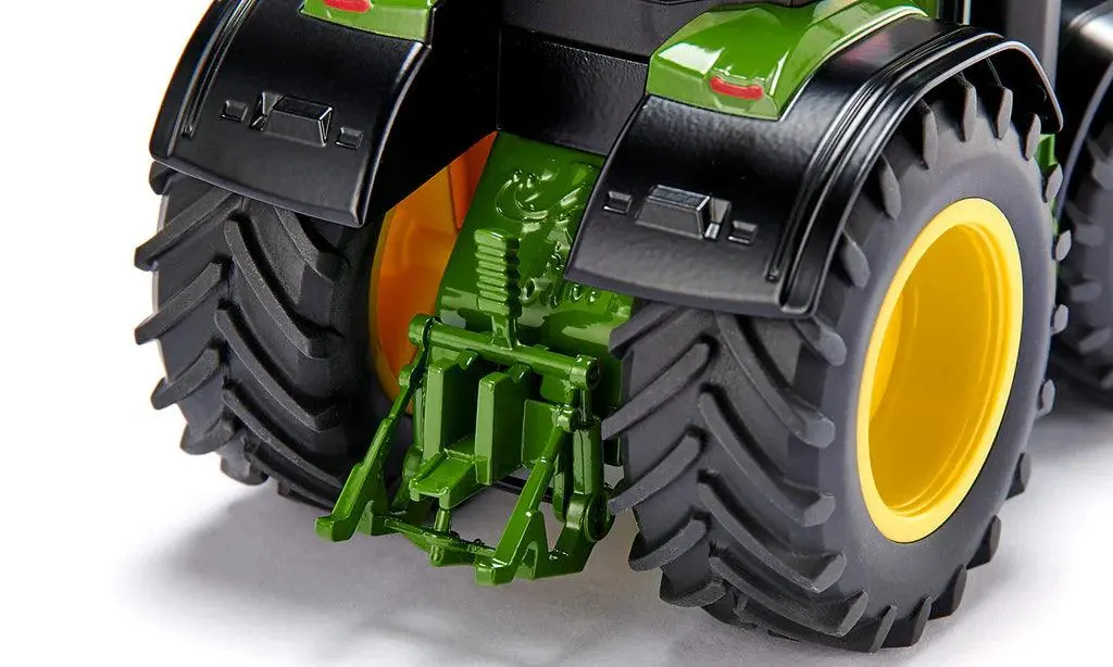 John Deere 8R 370 Diecast Metal Model Tractor 2