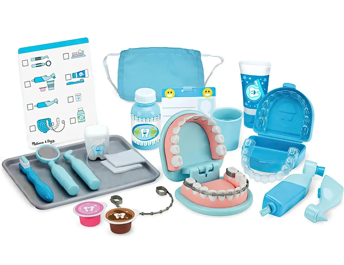 Melissa & Doug Super Smile Dentist Playset 1