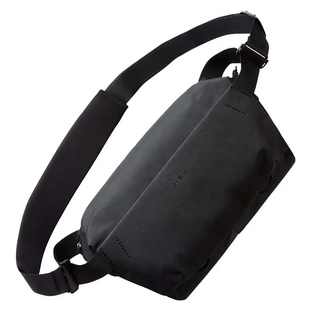 Venture Camera Sling 10L 1