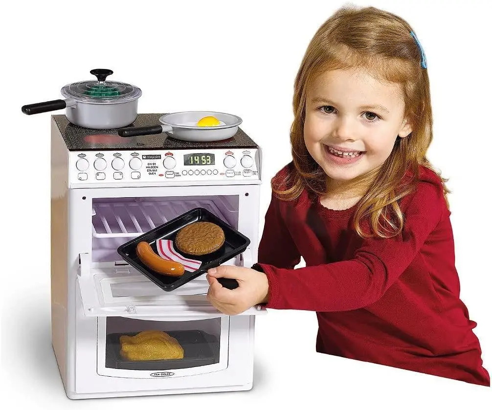 Casdon 477 White Toy Electronic Cooker Playset 1