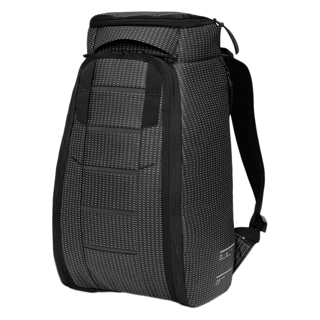 Hugger Backpack 20 1