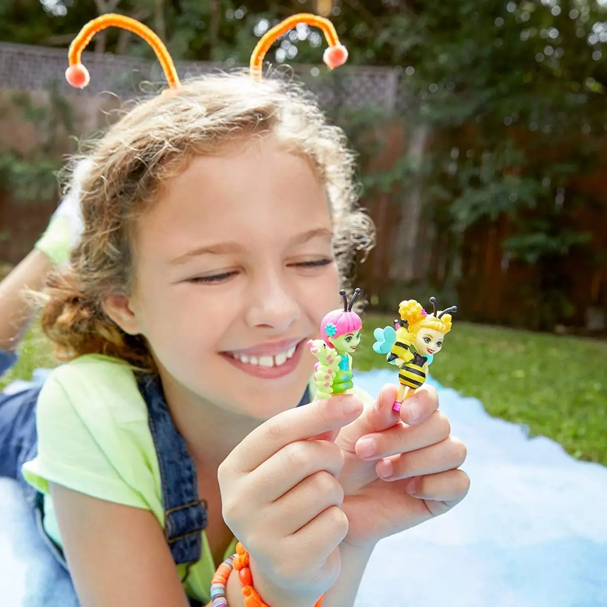 Enchantimals Fxm88 Petal Park Cay Caterpillar And Beetrice Bee 2