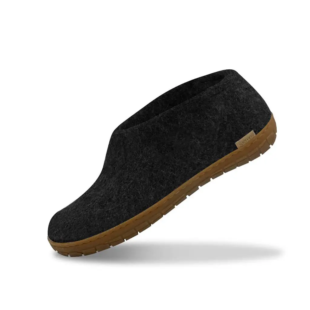 Shoe With Natural Rubber Sole 1