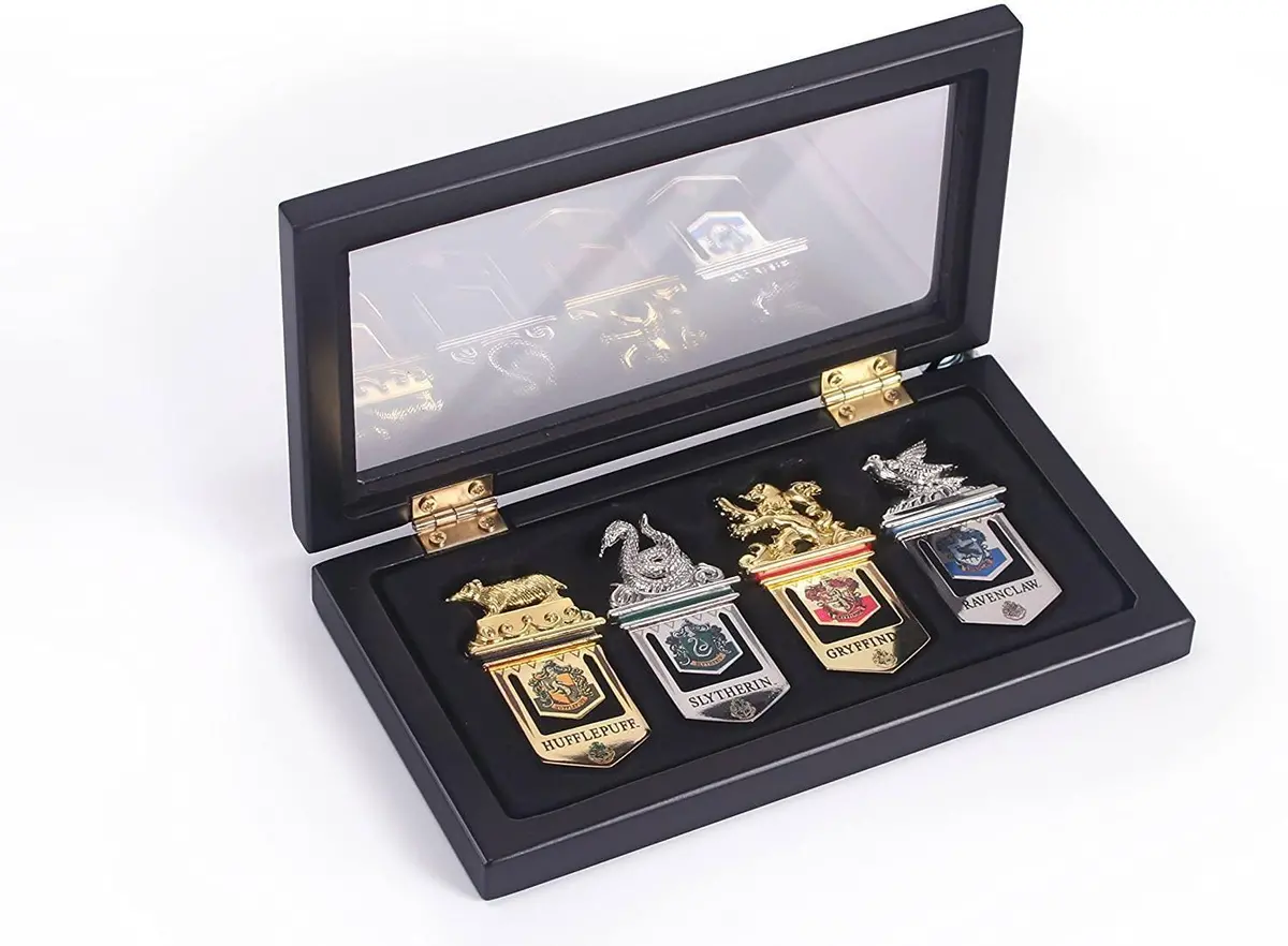 Harry Potter The Noble Collection Nn7039 Hogwarts Bookmarks 1
