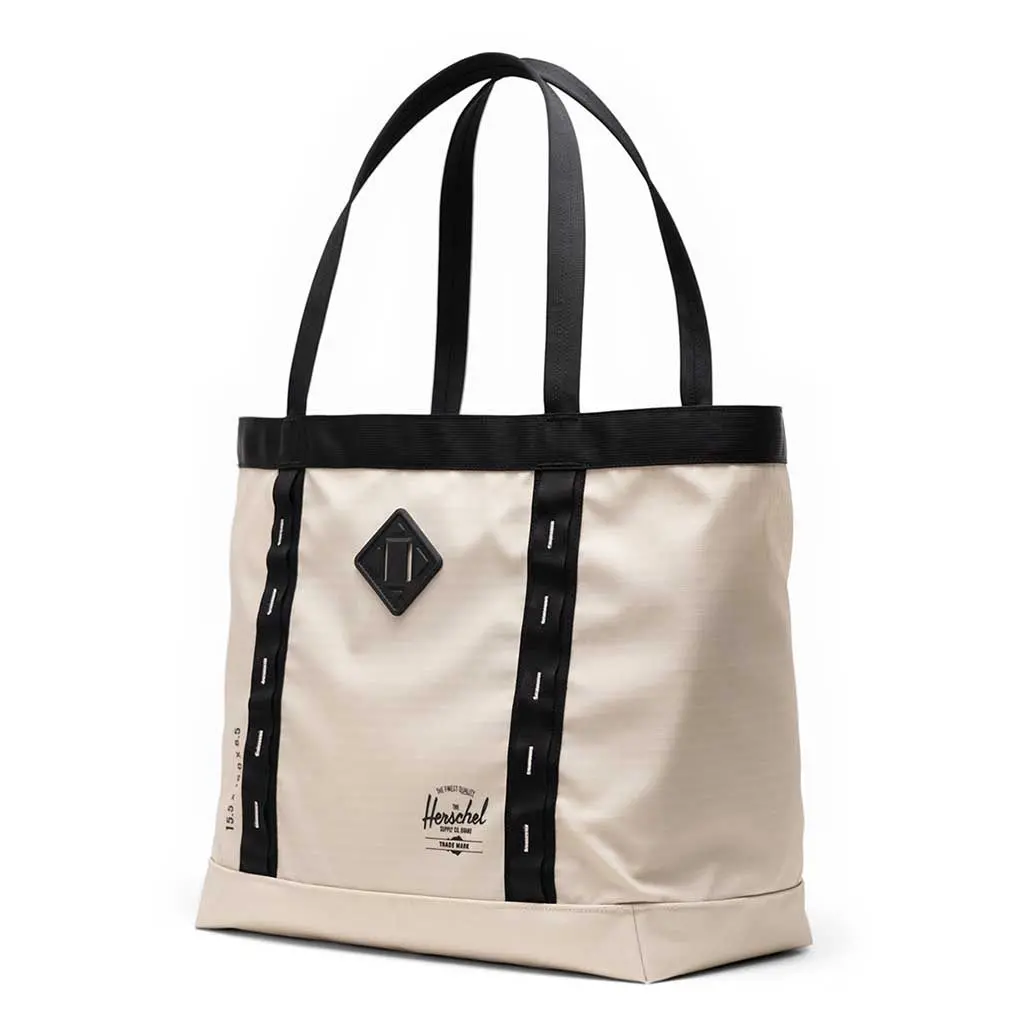 All Season Gear Tote 33L 1
