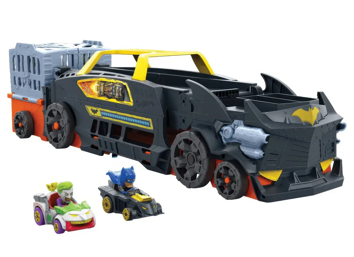 Hot Wheels Racerverse Batman's Escape Chase Track Set 1