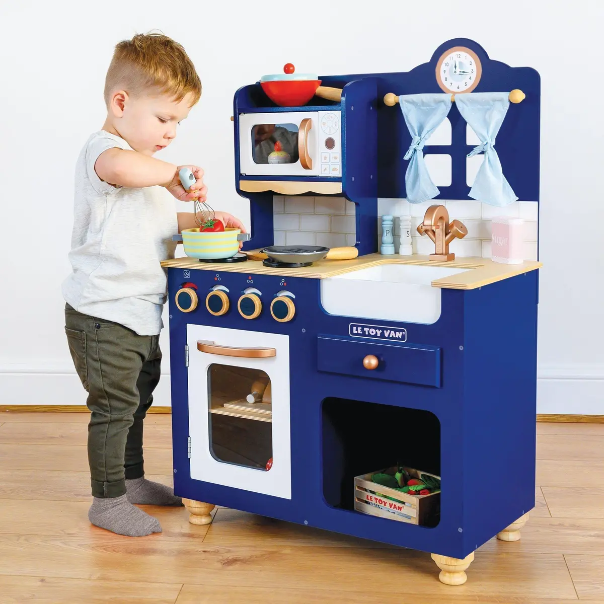 Le Toy Van Tv325 Oxford Toy Kitchen 1