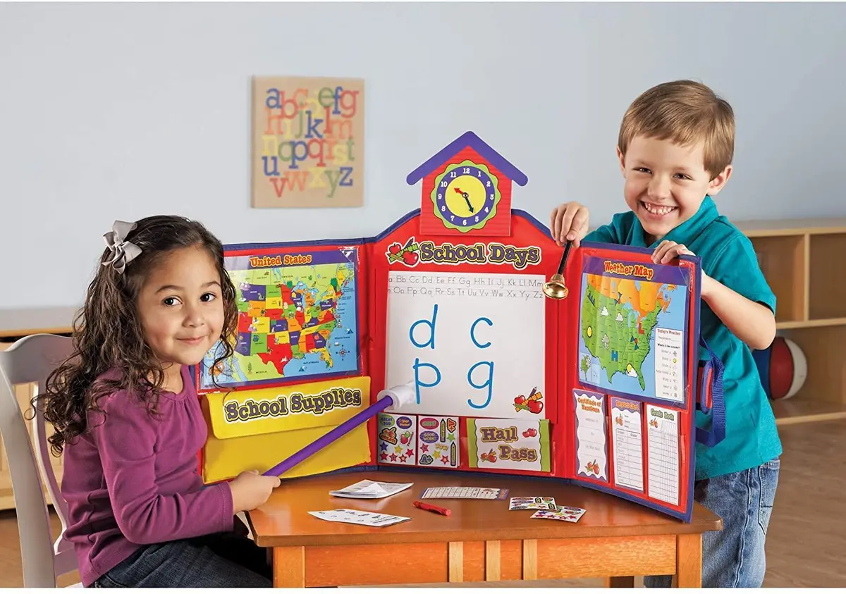 Learning Resources Pretend & Play School Set 2