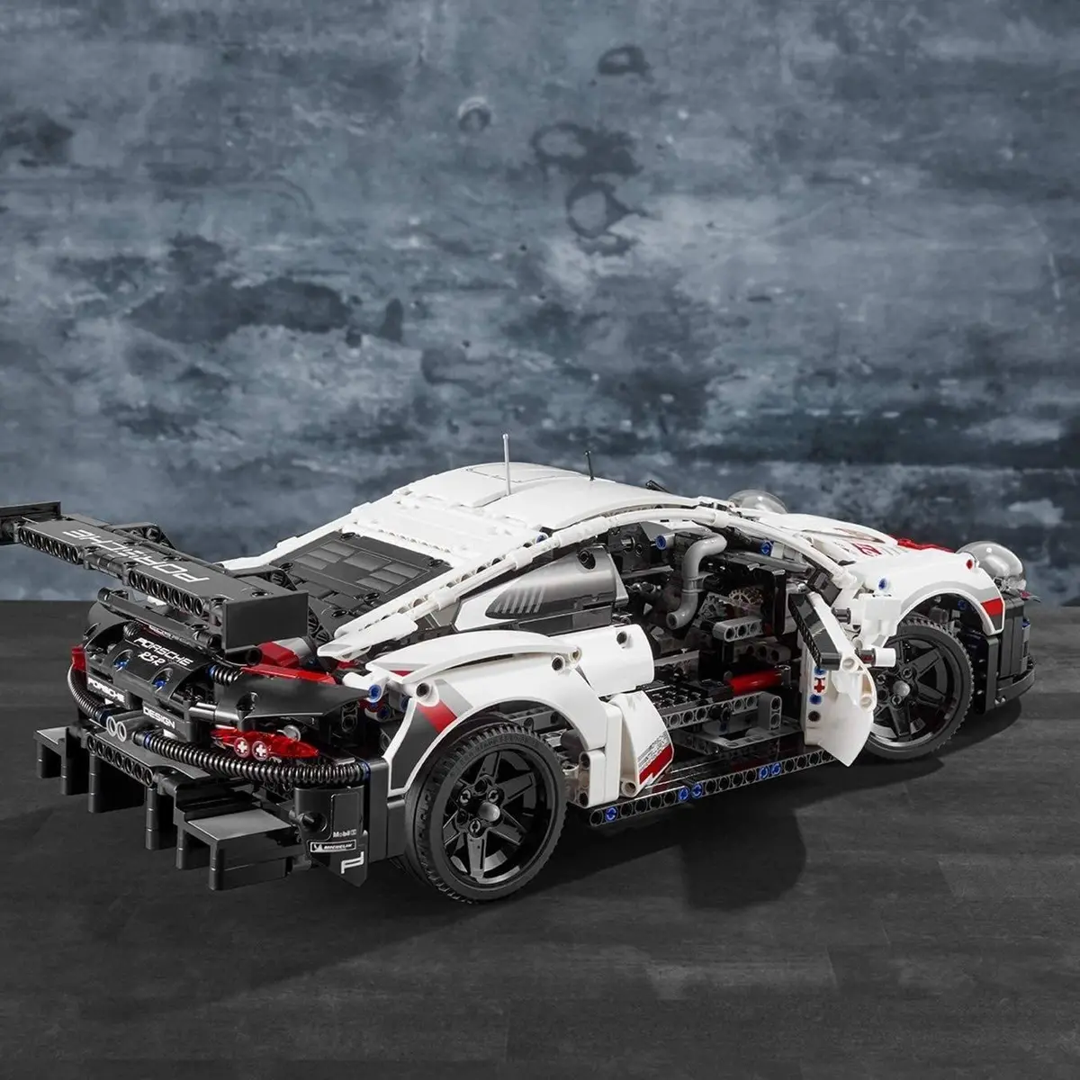 Lego Technic 42096 Porsche 911 Rsr 2