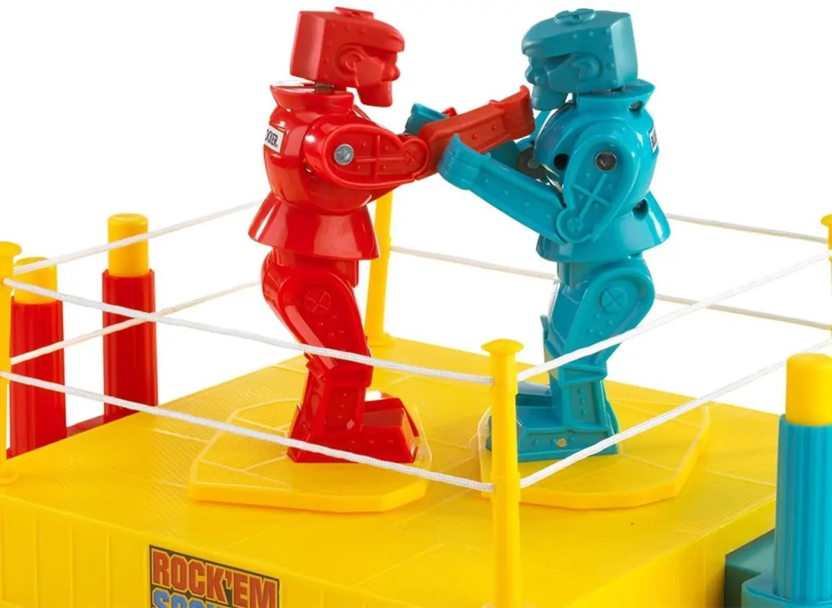 Mattel Rock 'Em Sock 'Em Robots Game 1