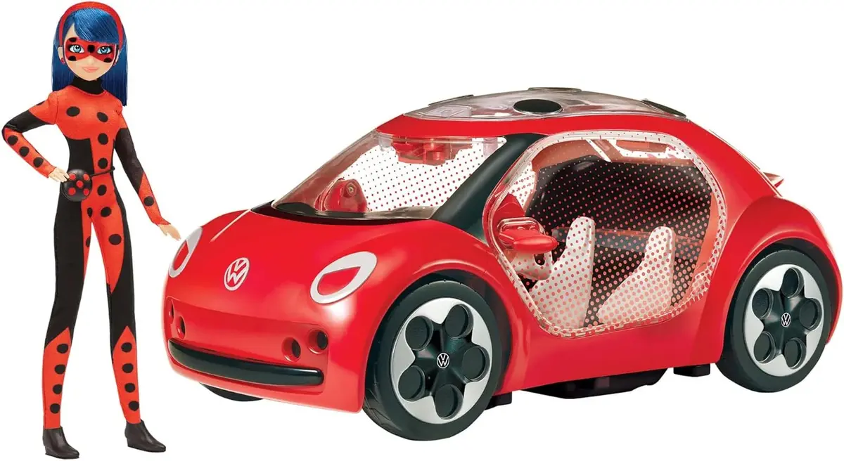 Miraculous Ladybug E-Beetle Car With Fashion Doll 1