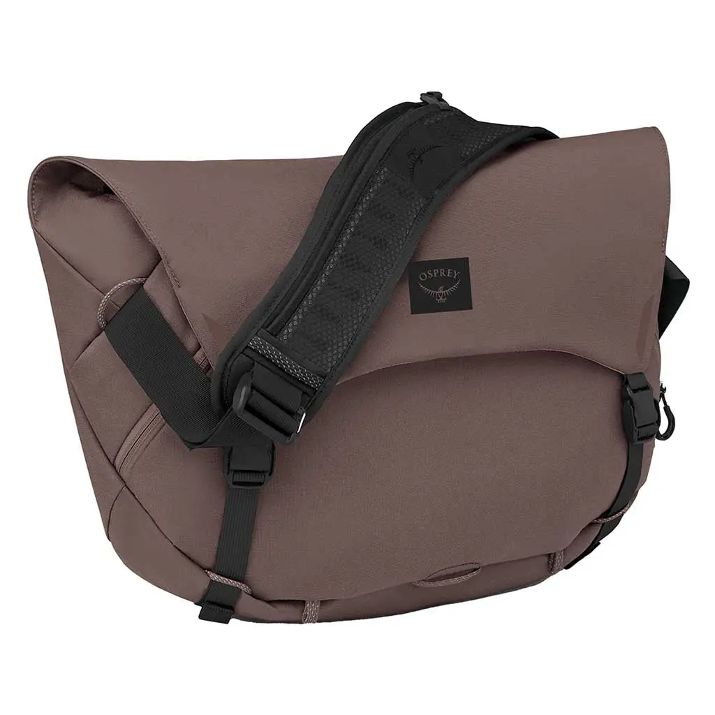 Metron 18 Messenger Bag 1