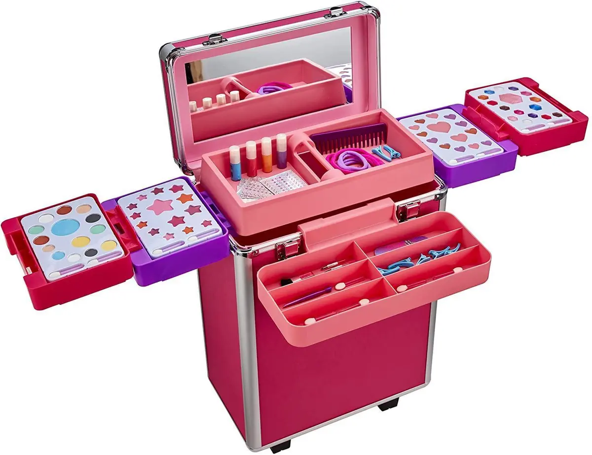 Shimmer 'N Sparkle Instaglam On The Glo Makeup Trolley 1