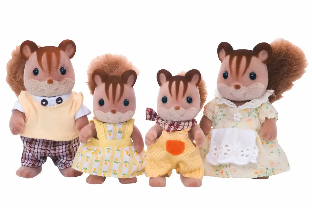 Sylvanian Families Walnut Squirrel Family 2